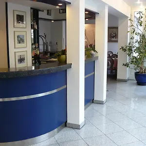 Mirage Zentrum Отель